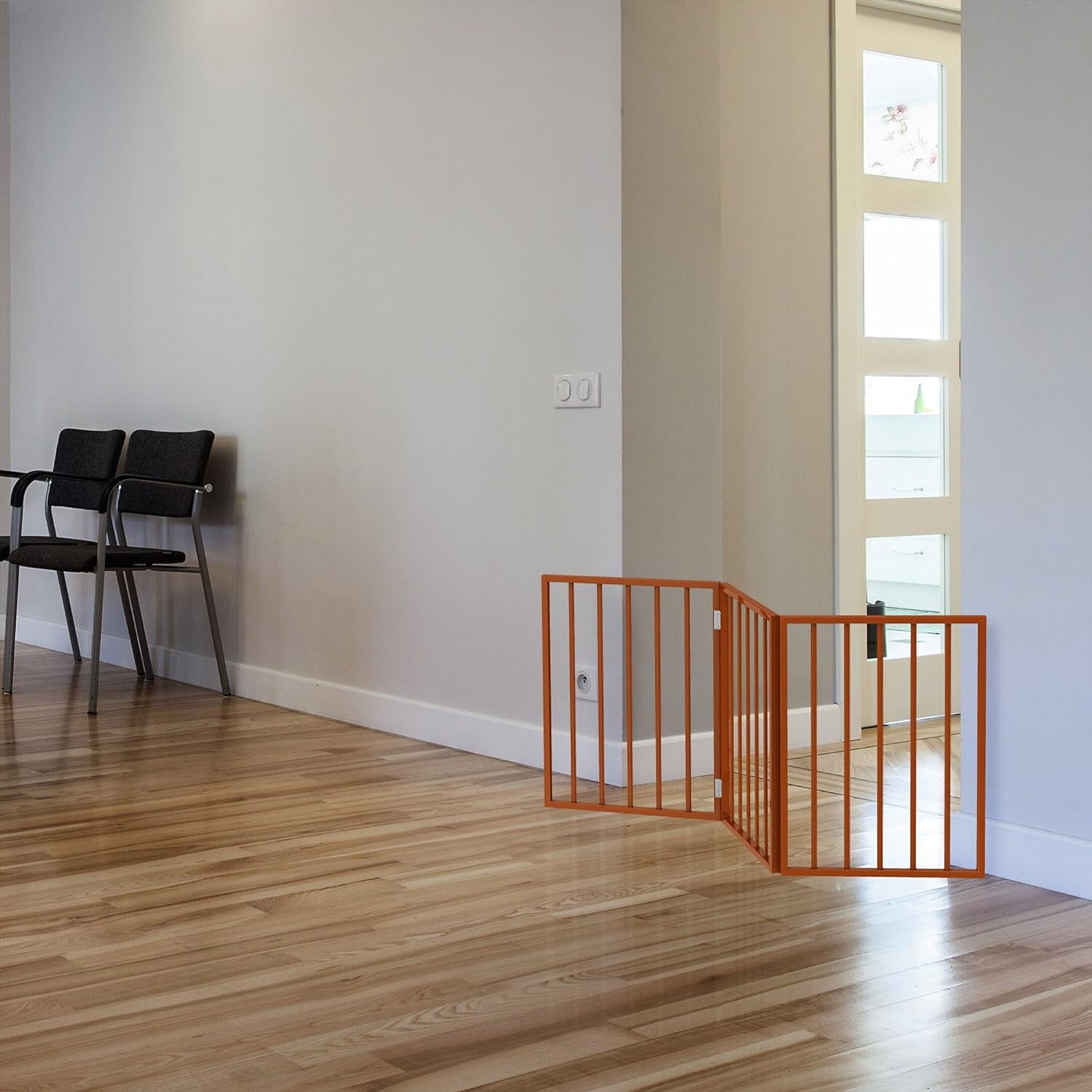 Multi-Panel Foldable Wood Dog Gate - Freestanding Indoor Pet Fence, Retractable Gate for Stairs & Doorways